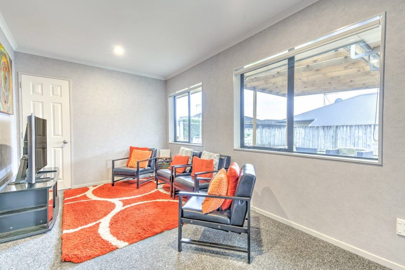 50 Twickenham Place, Nawton, Hamilton - Carousel 30