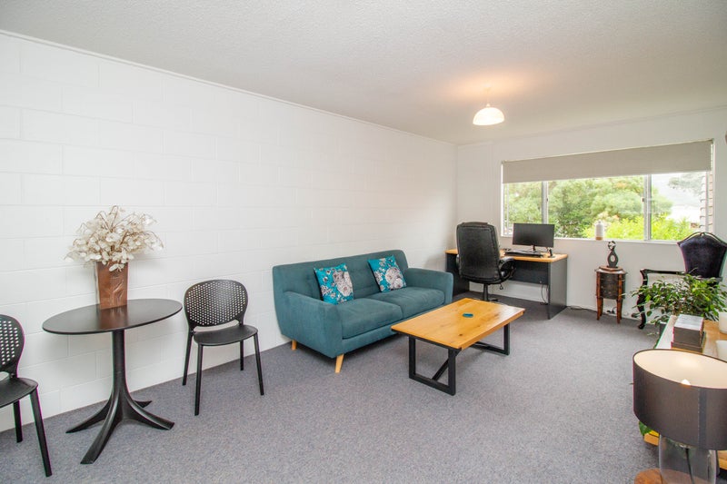 7/16 Tama ST, ALICETOWN, LOWER HUTT - Carousel 1
