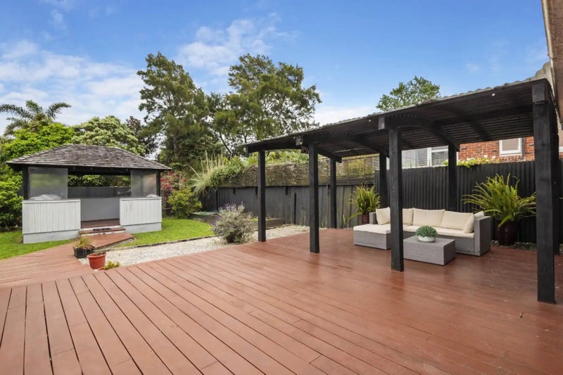 48 Stanaway Street, Hillcrest, Auckland - Carousel 2