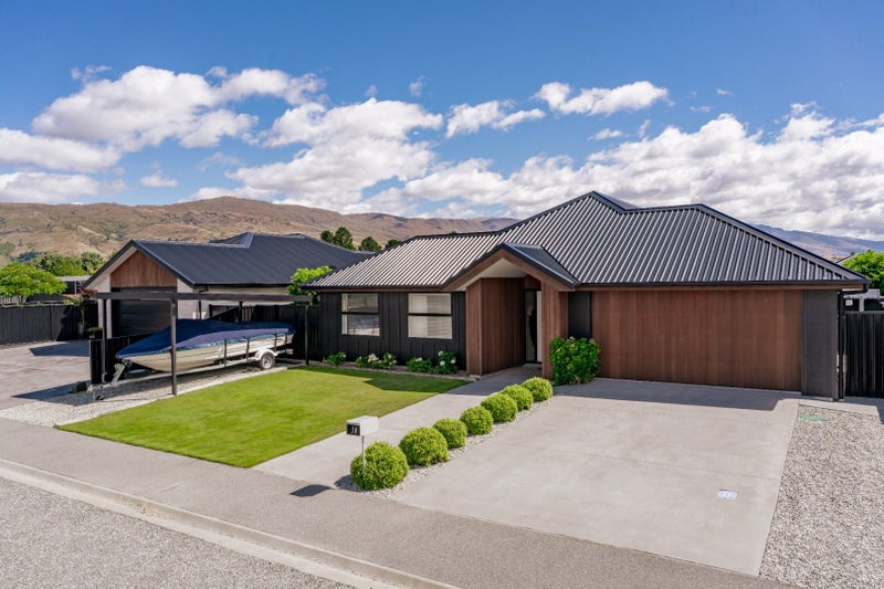 30 Olds Crescent, Cromwell, Cromwell - Carousel 1