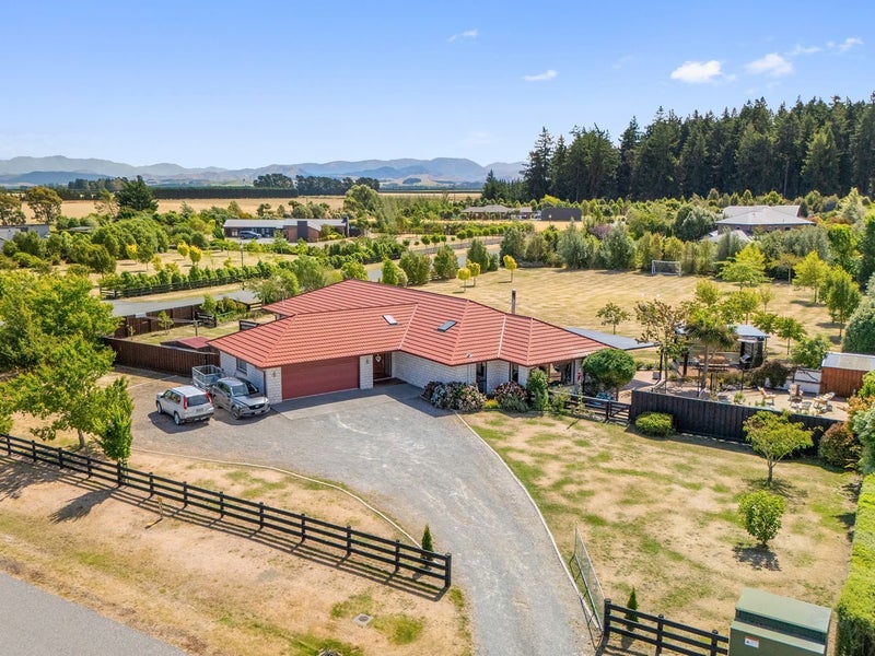 10 McHugh Crescent, Darfield, Darfield - Carousel 1
