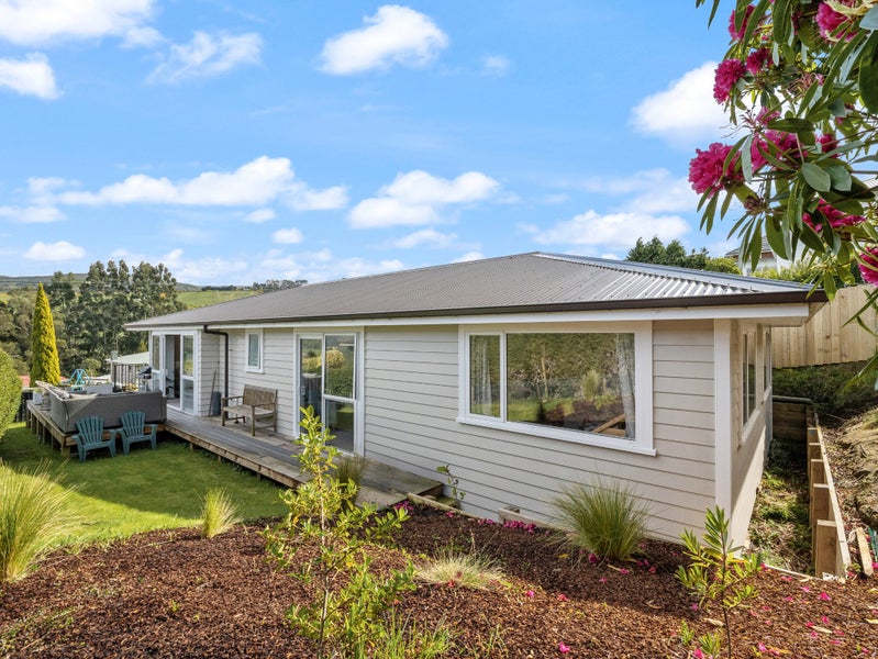 400 Pine Hill Road, Pine Hill, Dunedin - Carousel 1