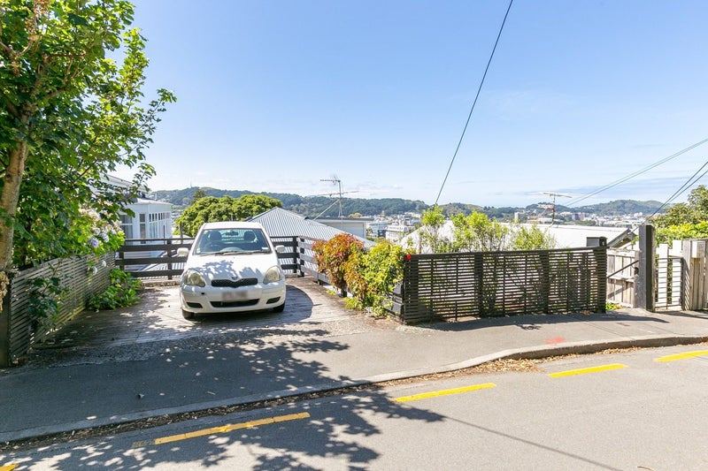 5 Mckenzie Terrace, Te Aro, Wellington - Carousel 17