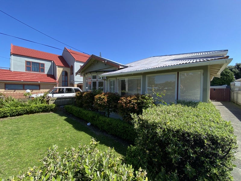 37 Miro Street, Miramar, Wellington - Carousel 1