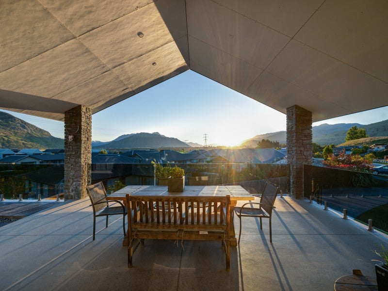 6 Oxfordshire AVE, Lower Shotover, QUEENSTOWN - Carousel 1