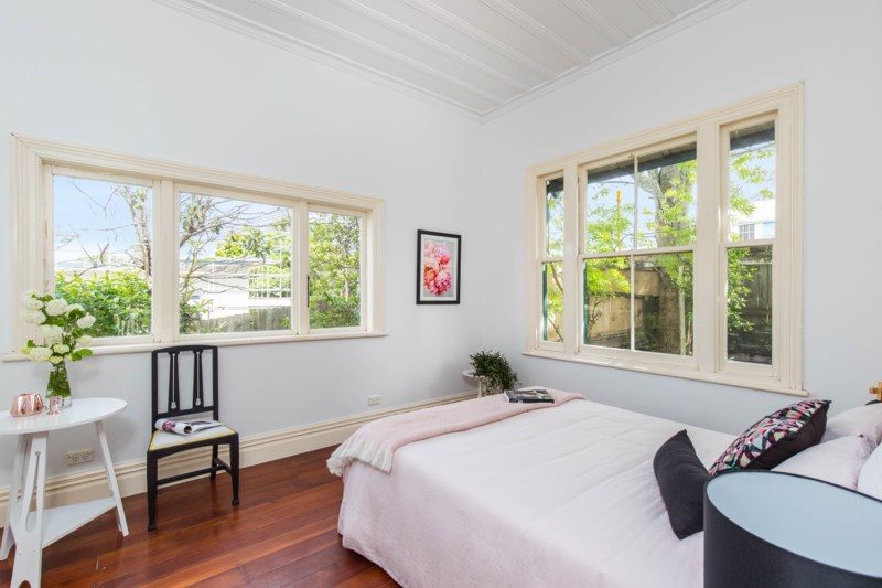 102 Onewa Road, Northcote, Auckland - Carousel 2