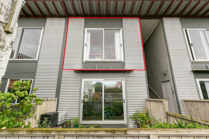 4/3 Kelvin Grove, Te Aro, Wellington - Carousel 10