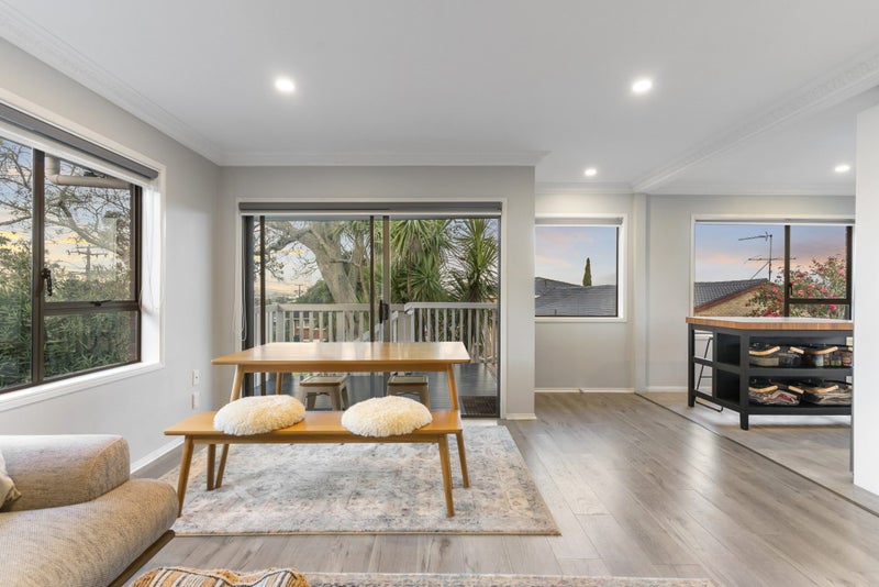 2/42 Raleigh Road, Northcote, Auckland - Carousel 2