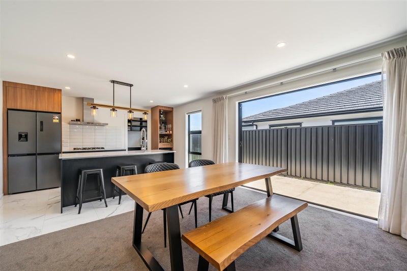 3 Dahl Drive, Wallaceville, Upper Hutt - Carousel 2