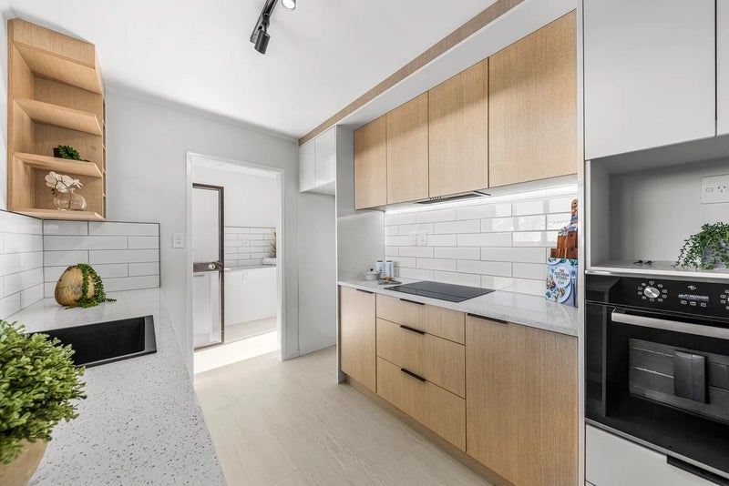 29 Darnell Crescent, Clover Park, Auckland - Carousel 2