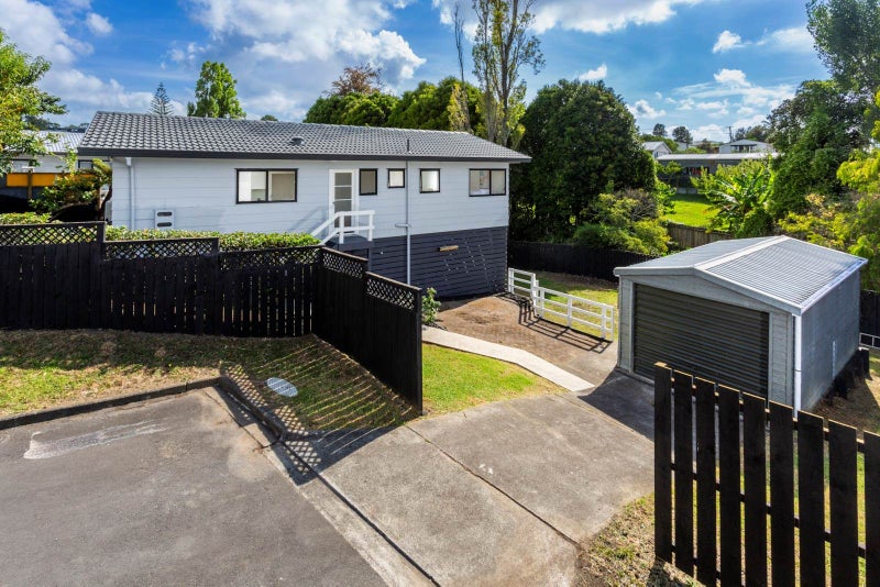 12 Wilkie Place, Mount Wellington, Auckland - Carousel 2