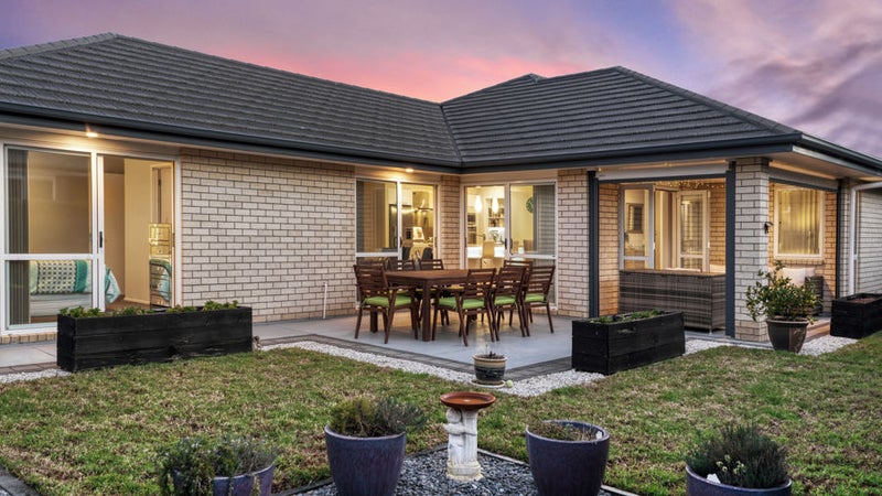 30 Helenslee Road, Pokeno - Carousel 1