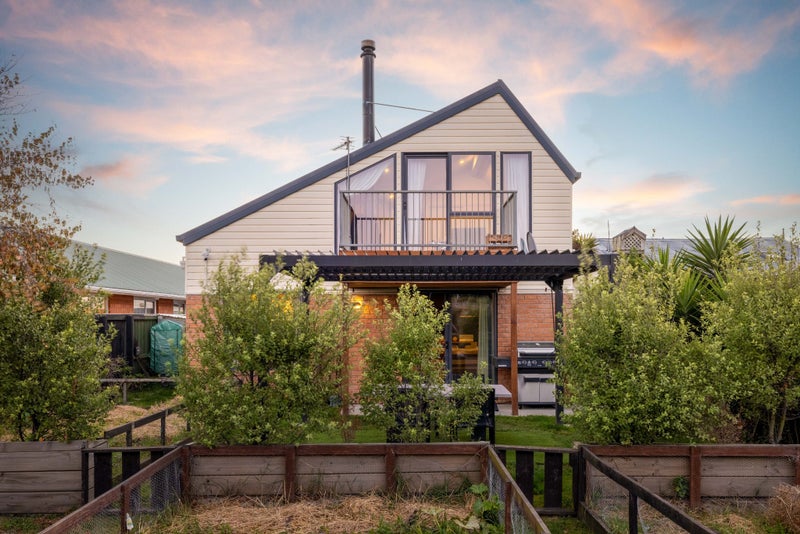 141 Pine Avenue, South New Brighton, Christchurch - Carousel 1