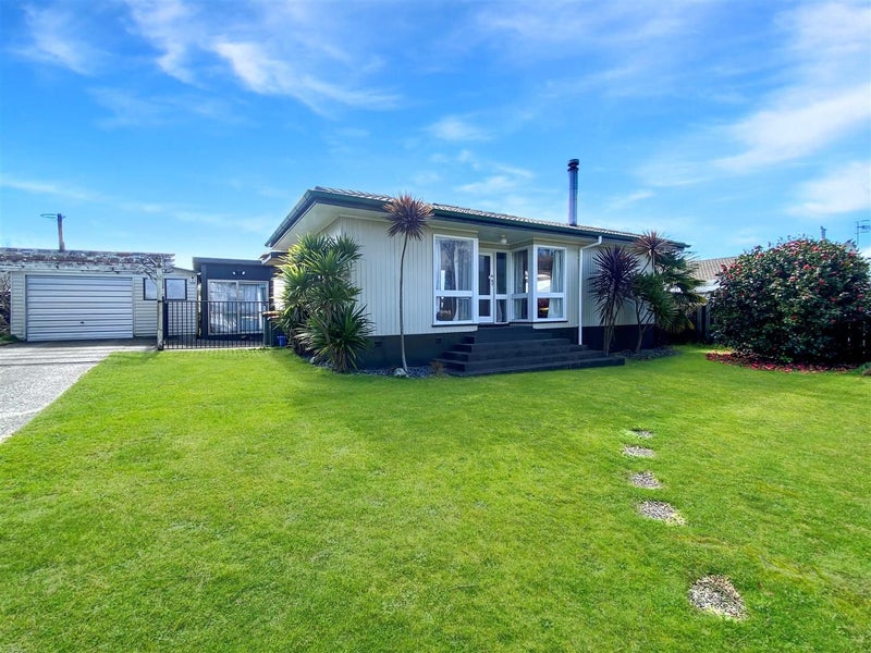 11 Beryl Place, Pukehangi, Rotorua - Carousel 1