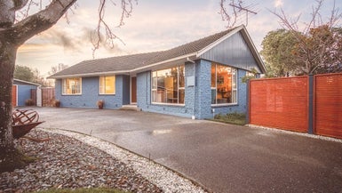 6 Hilldale Place, Hillsborough, Christchurch - Carousel 1