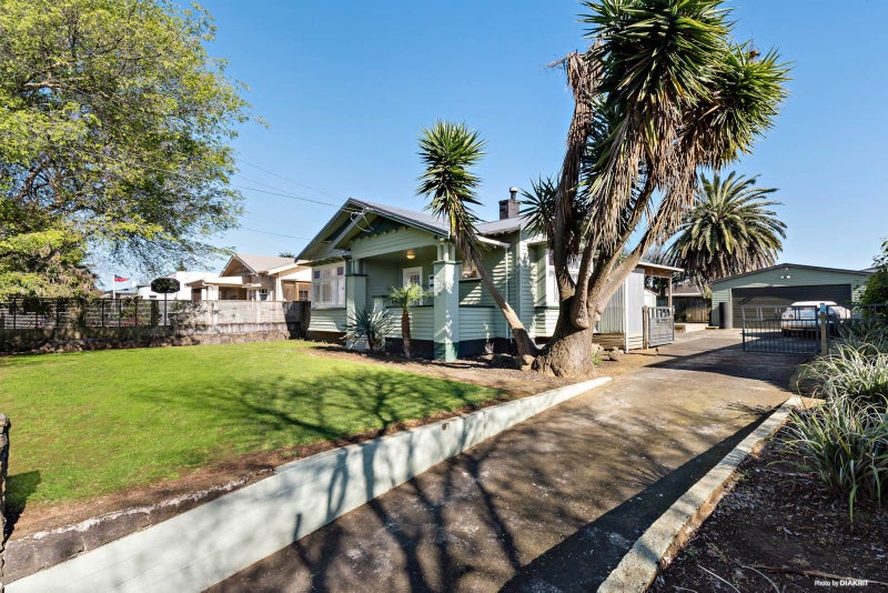 15 Lippiatt Road, Otahuhu, Auckland - Carousel 2