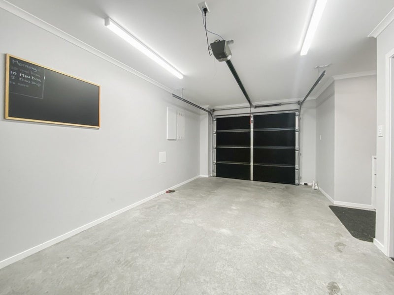 9 Mawai Hakona Drive, Wallaceville, Upper Hutt - Carousel 18