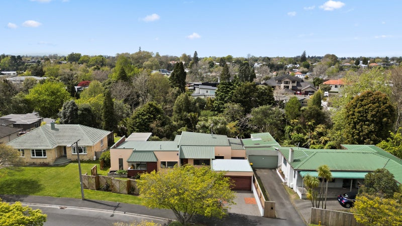 10 MacDiarmid Road, Beerescourt, Hamilton - Carousel 25