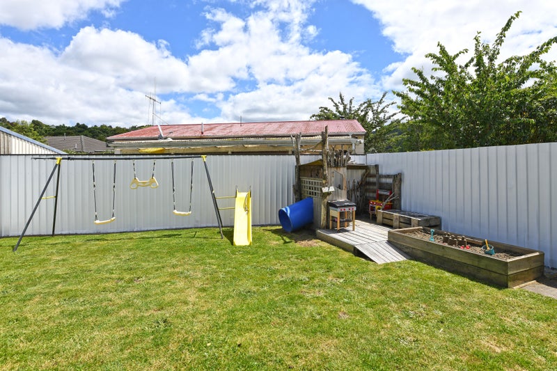 100B Gemstone Drive, Birchville, Upper Hutt - Carousel 19