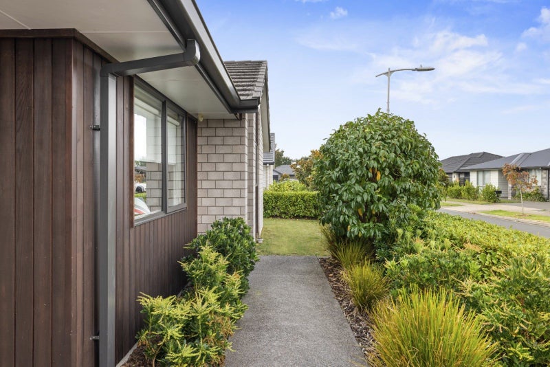 24 Taffe Crescent, Pyes Pa, Tauranga - Carousel 12