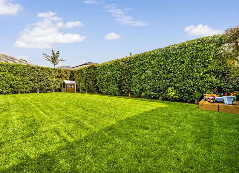 30 Waipani Road, Te Atatu Peninsula, Auckland - Carousel 2