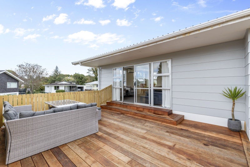 8 Newlyn Place, Welbourn, New Plymouth - Carousel 1