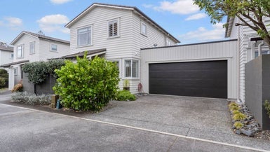 3/51 Cranbrook Place, Glendowie, Auckland - Carousel 1