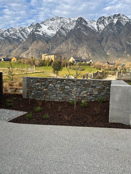 2 Inder Street, Jacks Point, Queenstown - Carousel 2