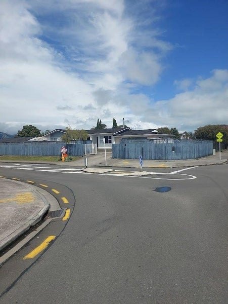 1/76 Gray Avenue, Paraparaumu Beach, Paraparaumu - Carousel 1