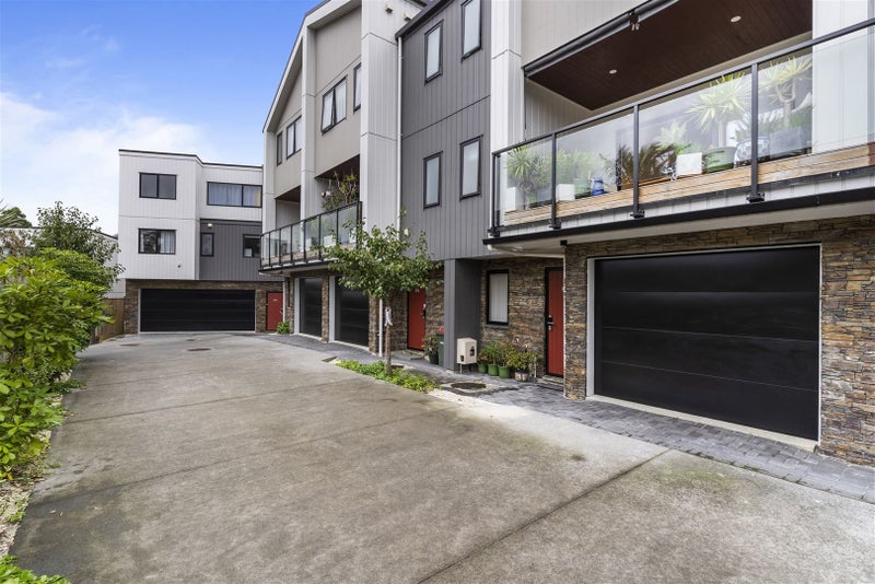 3E Hemsway Place, Sunnyhills, Auckland - Carousel 30