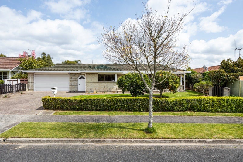 28 McMeekan Avenue, Chartwell, Hamilton - Carousel 2