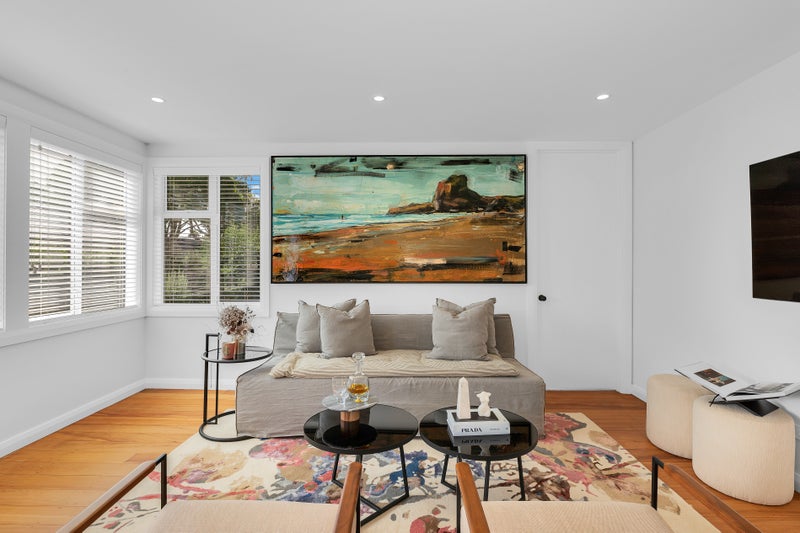 6 Walford Road, Point Chevalier, Auckland - Carousel 2