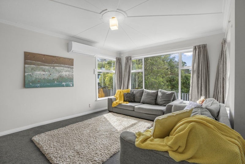 51 Poto Road, Normandale, Lower Hutt - Carousel 2