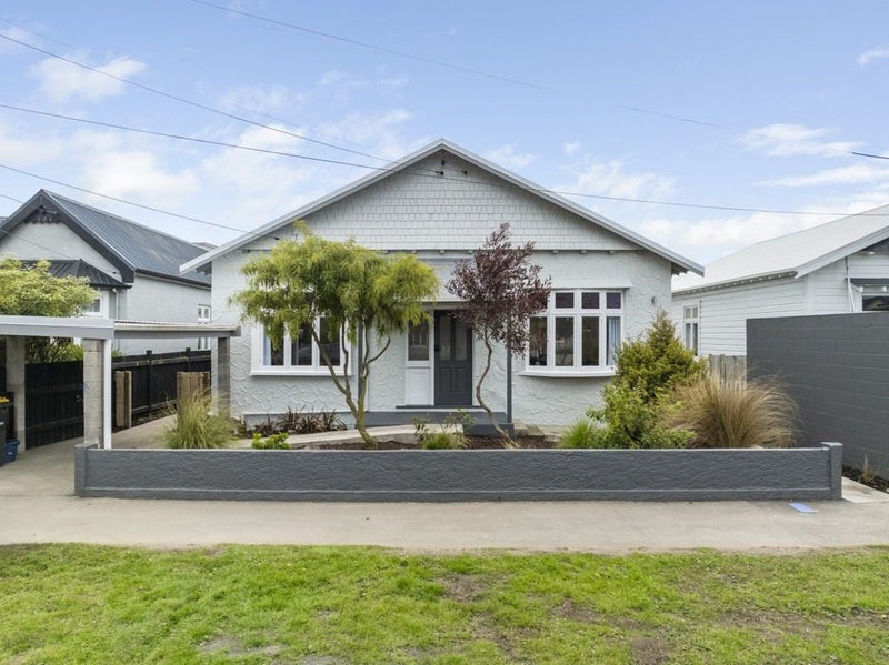 19 West Avenue, Saint Clair, Dunedin - Carousel 2