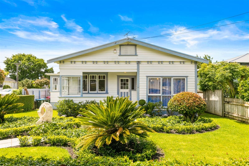 20 Kingsway Avenue, Sandringham, Auckland - Carousel 2