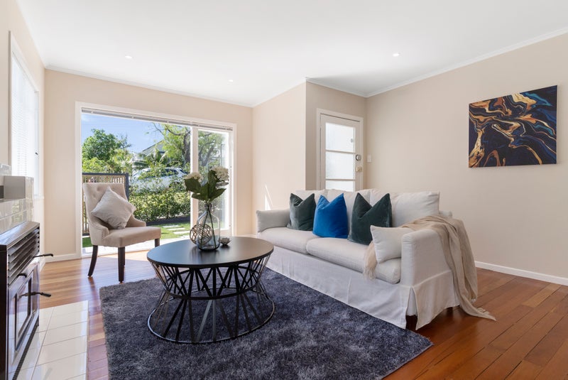 64 Fir Street, Waterview, Auckland - Carousel 2