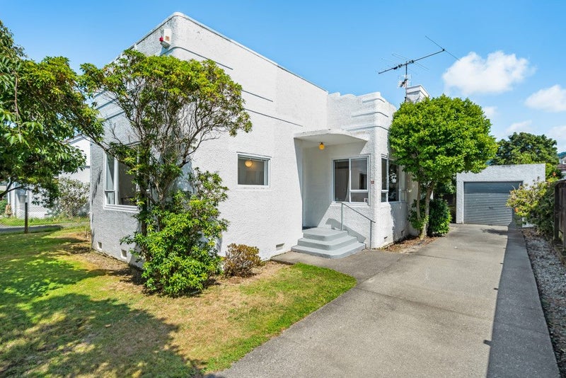 12 Saint James Avenue, Boulcott, Lower Hutt - Carousel 2