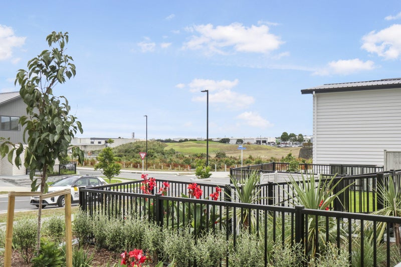 14 Nuku Place, Manurewa, Auckland - Carousel 11