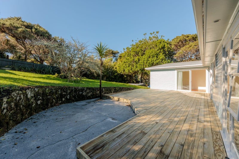 1 Keith Smith Avenue, Beach Haven, Auckland - Carousel 24