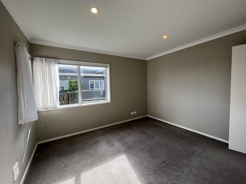 70D Whitney Street, New Windsor, Auckland - Carousel 13