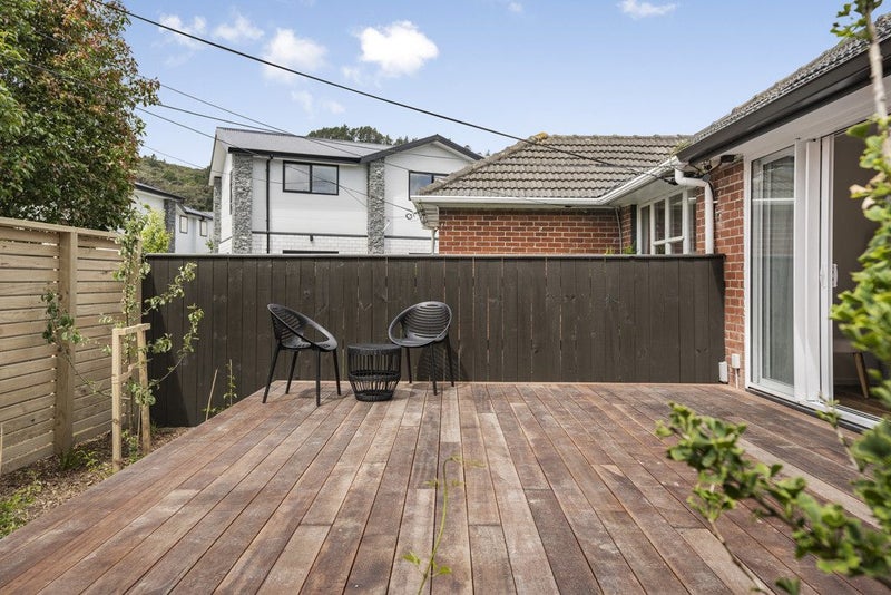 2/7 Johnston Grove, Taita, Lower Hutt - Carousel 13