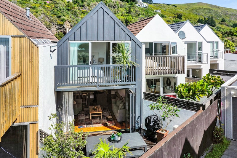 2/138 Esplanade, Sumner, Christchurch - Carousel 1