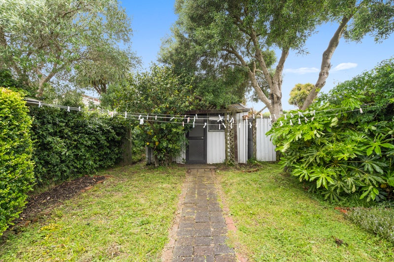 84 Cuba Street, Petone, Lower Hutt - Carousel 15