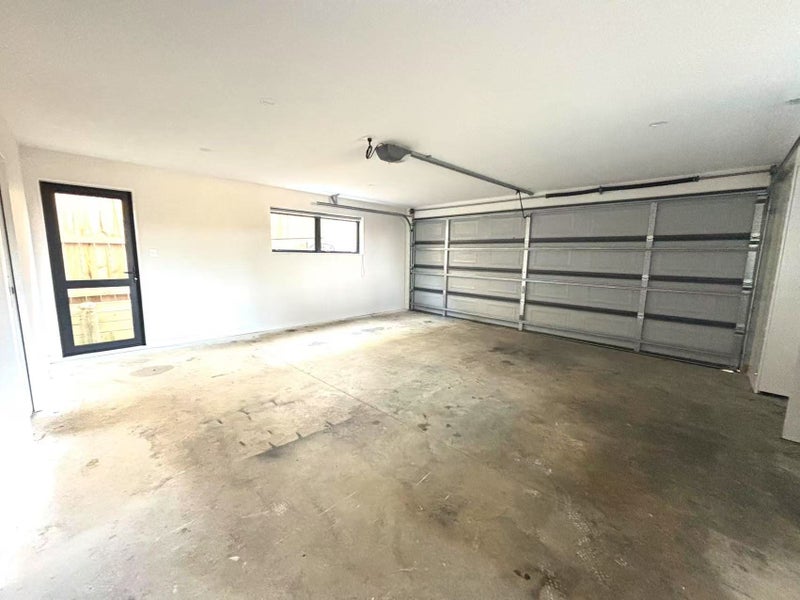 2A Bromley Place, Glen Innes, Auckland - Carousel 2