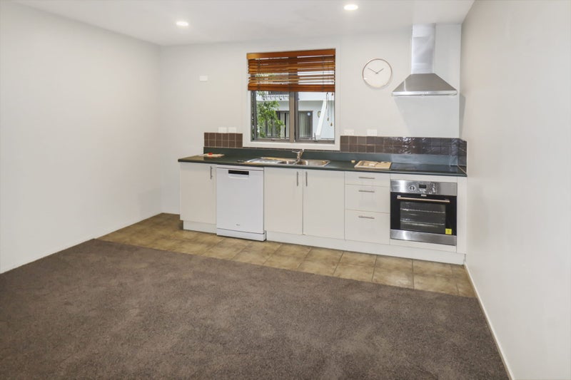 14/29 Rossmay Terrace, Mount Eden, Auckland - Carousel 2