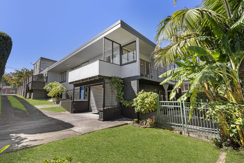 2/62 Meadowbank Road, Meadowbank, Auckland - Carousel 1