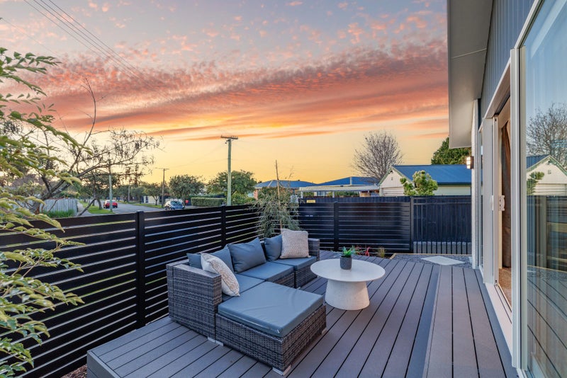 8 Wychwood Crescent, Bishopdale, Christchurch - Carousel 13