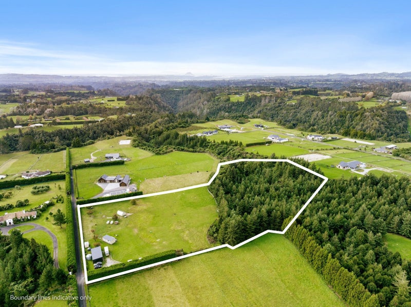 5 Sarona Park Drive, Tauranga - Carousel 1