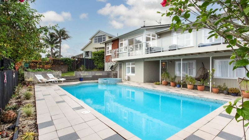 39 Anita Avenue, Mount Roskill, Auckland - Carousel 1