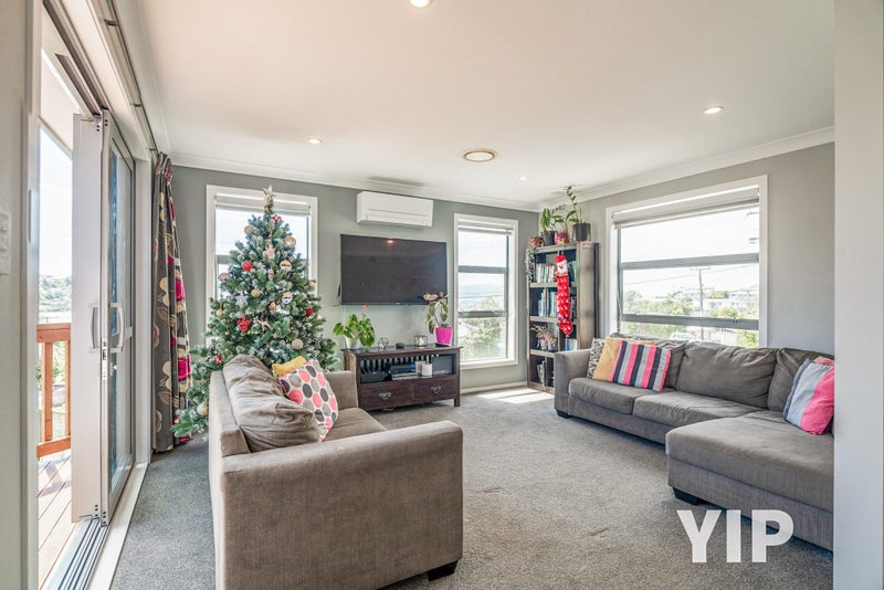 110 Glanmire Road, Newlands, Wellington - Carousel 2